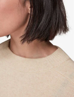Whistles Crewneck Knitted Cashmere Jumper 12 Whistles Crewneck Knitted Cashmere Jumper -Sweaty Bety Clothing Shop R03899987 CREAM ALT04