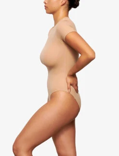 Fits Everybody High-neck Stretch-woven Body -Sweaty Bety Clothing Shop R04069068 CLAY ALT02