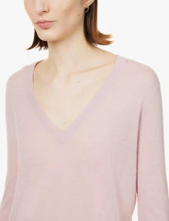 Joseph Brushed V-neck Cashmere Jumper -Sweaty Bety Clothing Shop R04095381 SWEETPEA ALT04