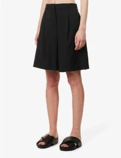 Weekend Max Mara Belbo Pleated Mid-rise Regular-fit Wool Shorts 9 Weekend Max Mara Belbo Pleated Mid-rise Regular-fit Wool Shorts -Sweaty Bety Clothing Shop R04151218 BLACK ALT02