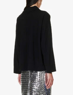 Bottega Veneta Relaxed-fit V-neck Wool Knitted Jumper -Sweaty Bety Clothing Shop R04159943 BLACK ALT03