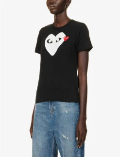 Comme Des Garçons Play Heart-appliqué Regular-fit Cotton-jersey T-shirt -Sweaty Bety Clothing Shop R04186989 BLACK ALT02